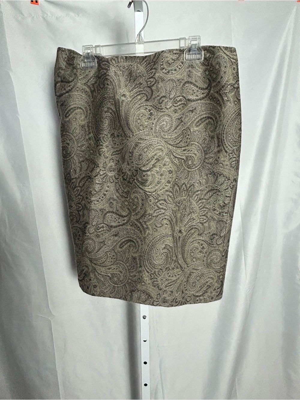 Paisley-Pattern Knee-Length Pencil Skirt in Taupe